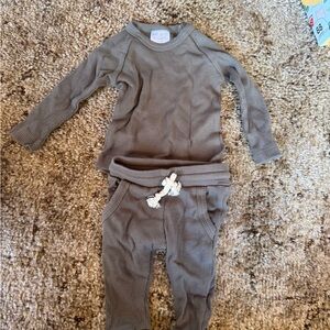 Mebie Baby Ribbed Tan Onesie set